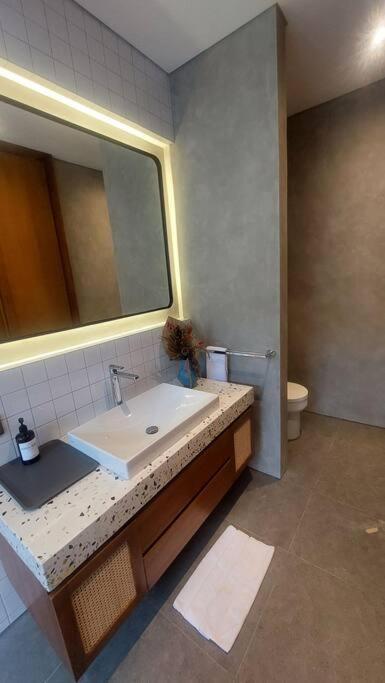 Akhila 5 - 1 Bedroom Modern Tropical At The Heart Of Villa *